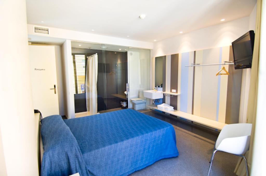 Hostal La Creu Mora d'Ebre Rom bilde