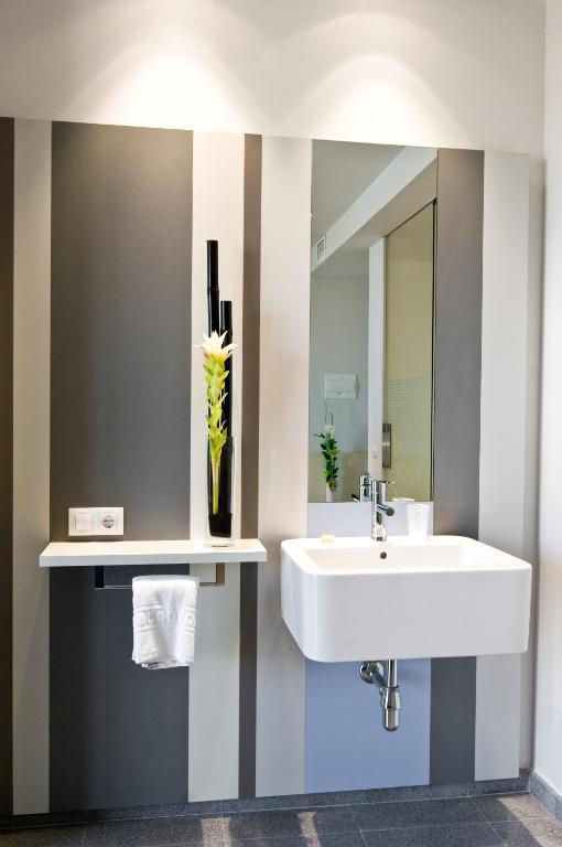 Hostal La Creu Mora d'Ebre Rom bilde